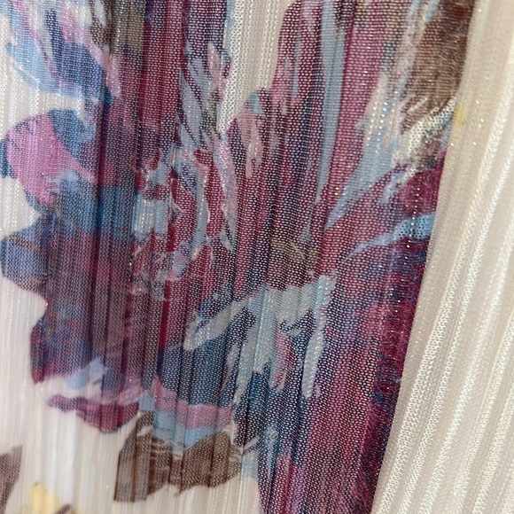 Floral dress - Picture 6 of 8